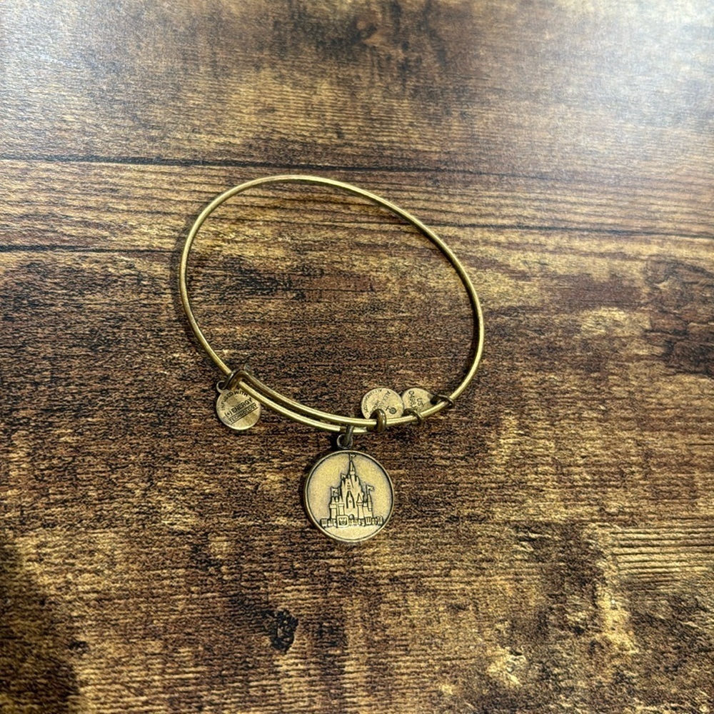 Disney Parks Alex & Ani Magic Kingdom Cinderella's Castle Gold Bracelet Original